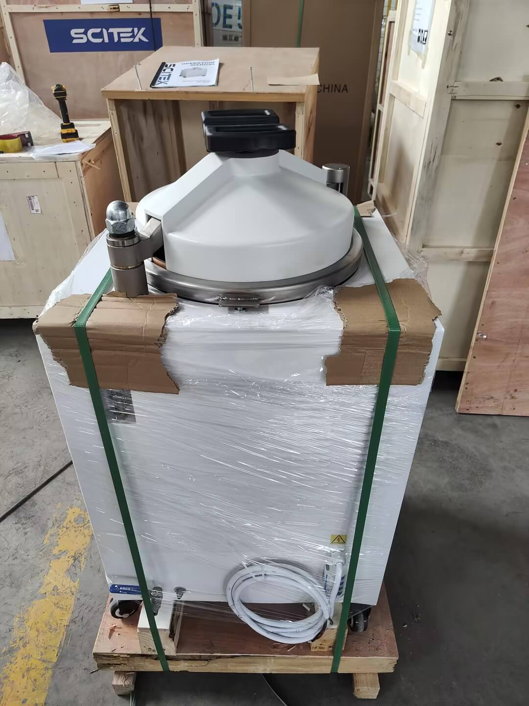 ST-V80E (1) Vertical Pressure Steam Sterilizer