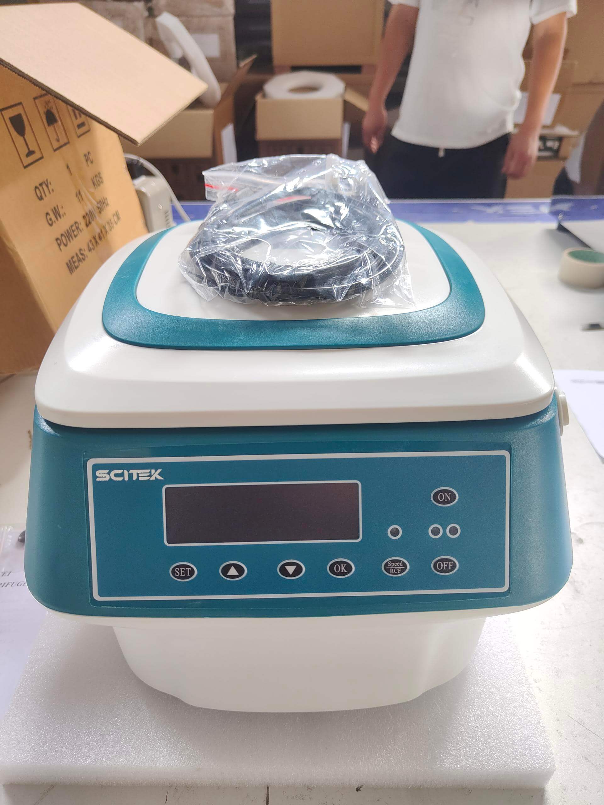 CFG-4CEI (1) Low Speed Centrifuge