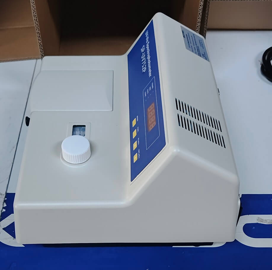 single beam spectrophotometer