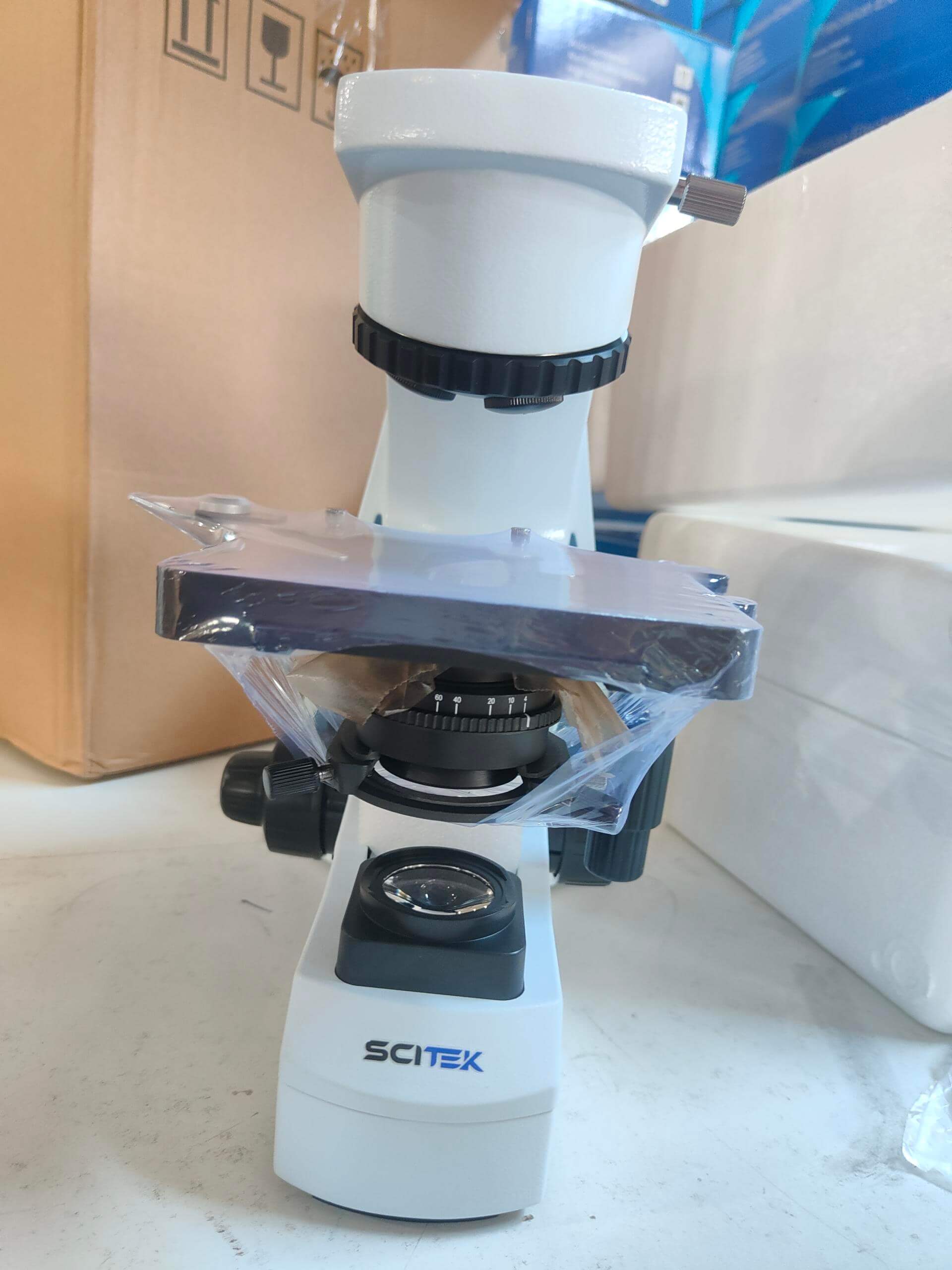 MSC-300D (4) LCD Digital Microscope