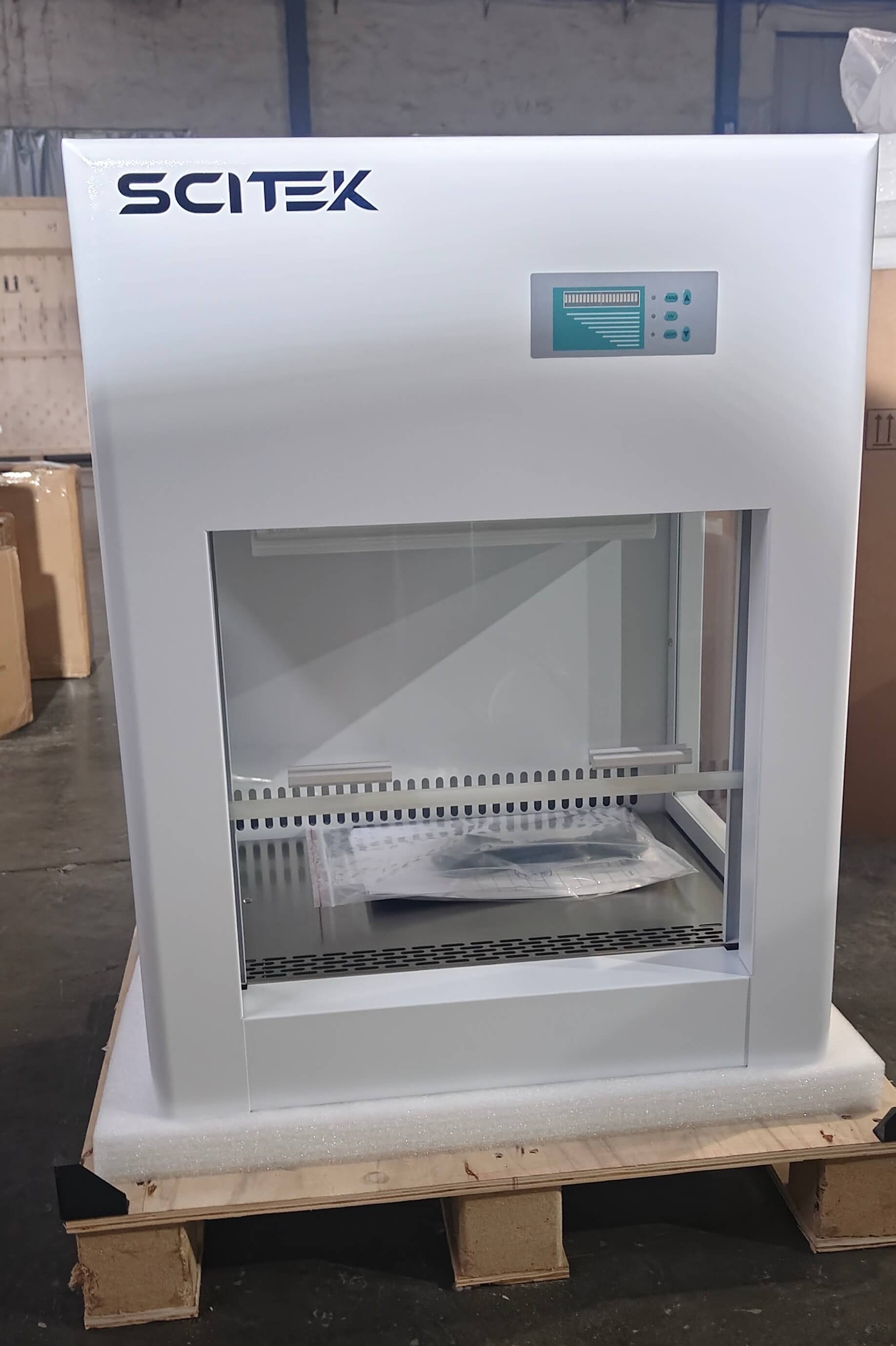 LCB-V500 (4) Mini Laminar Flow Cabinet