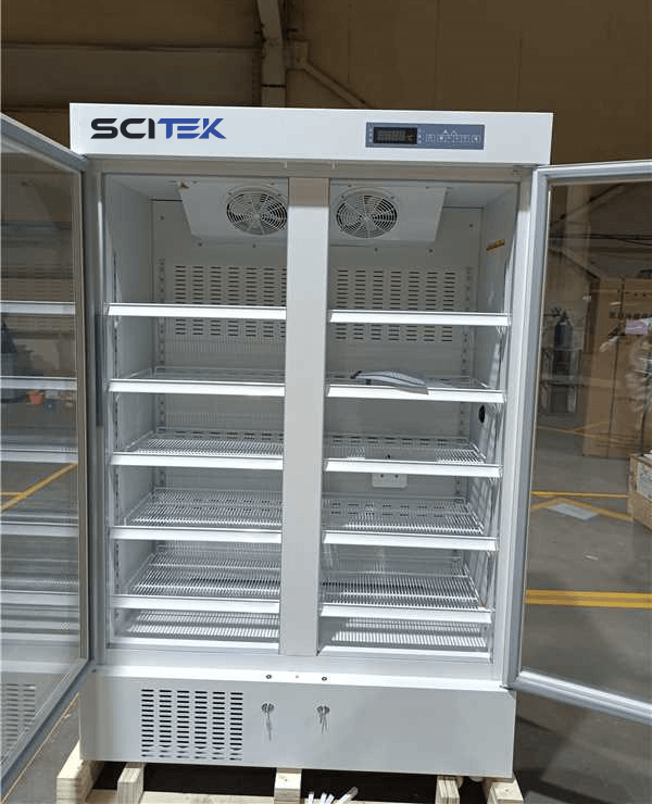MR-5V660 (1) Double Door Laboratory Refrigerator