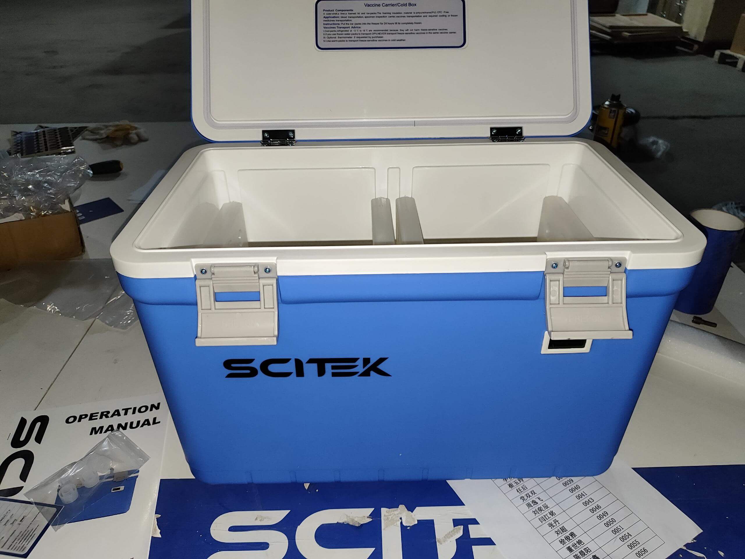 portable cooler box