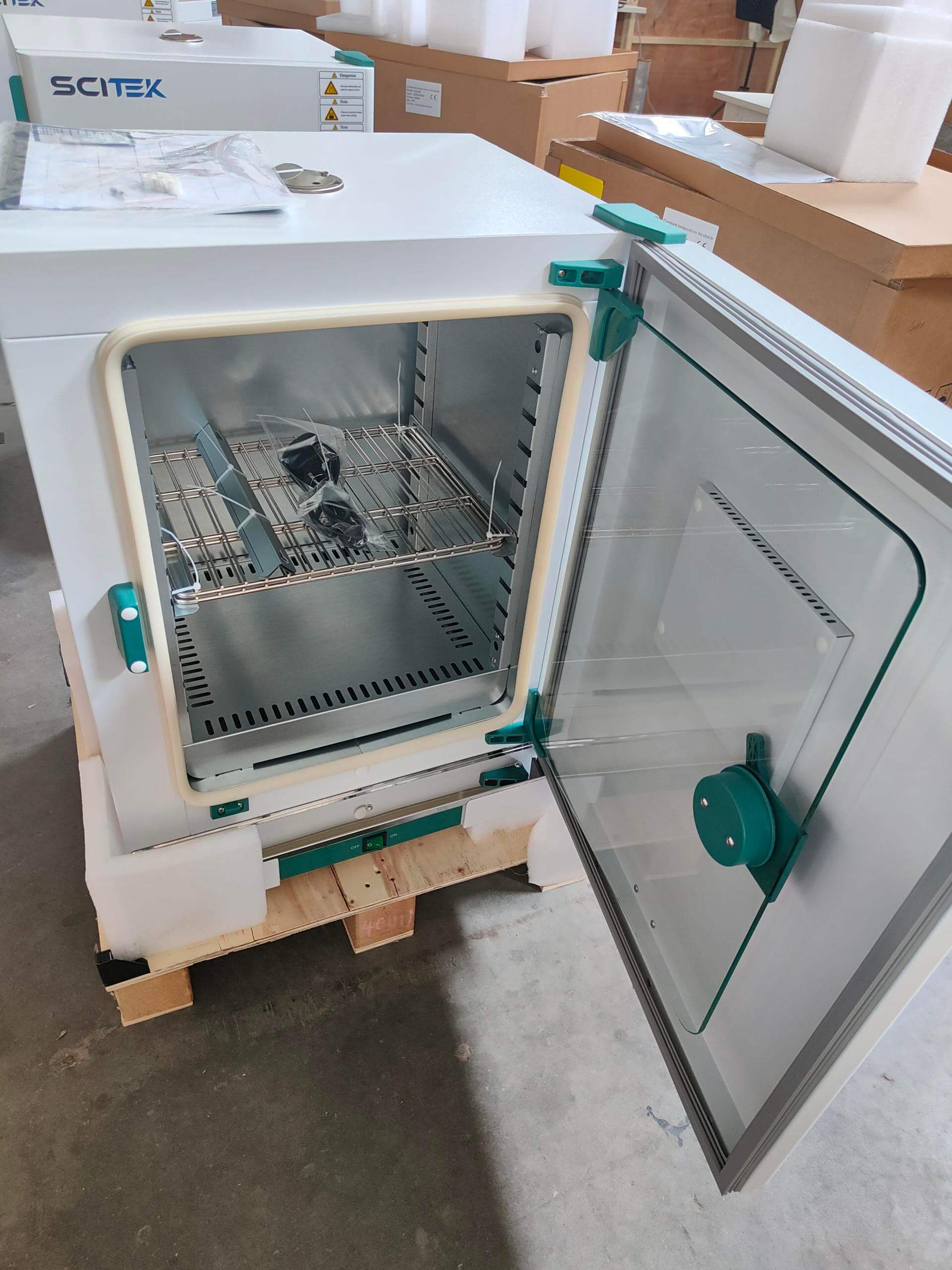 ICB-65 (1) Thermostatic Incubator