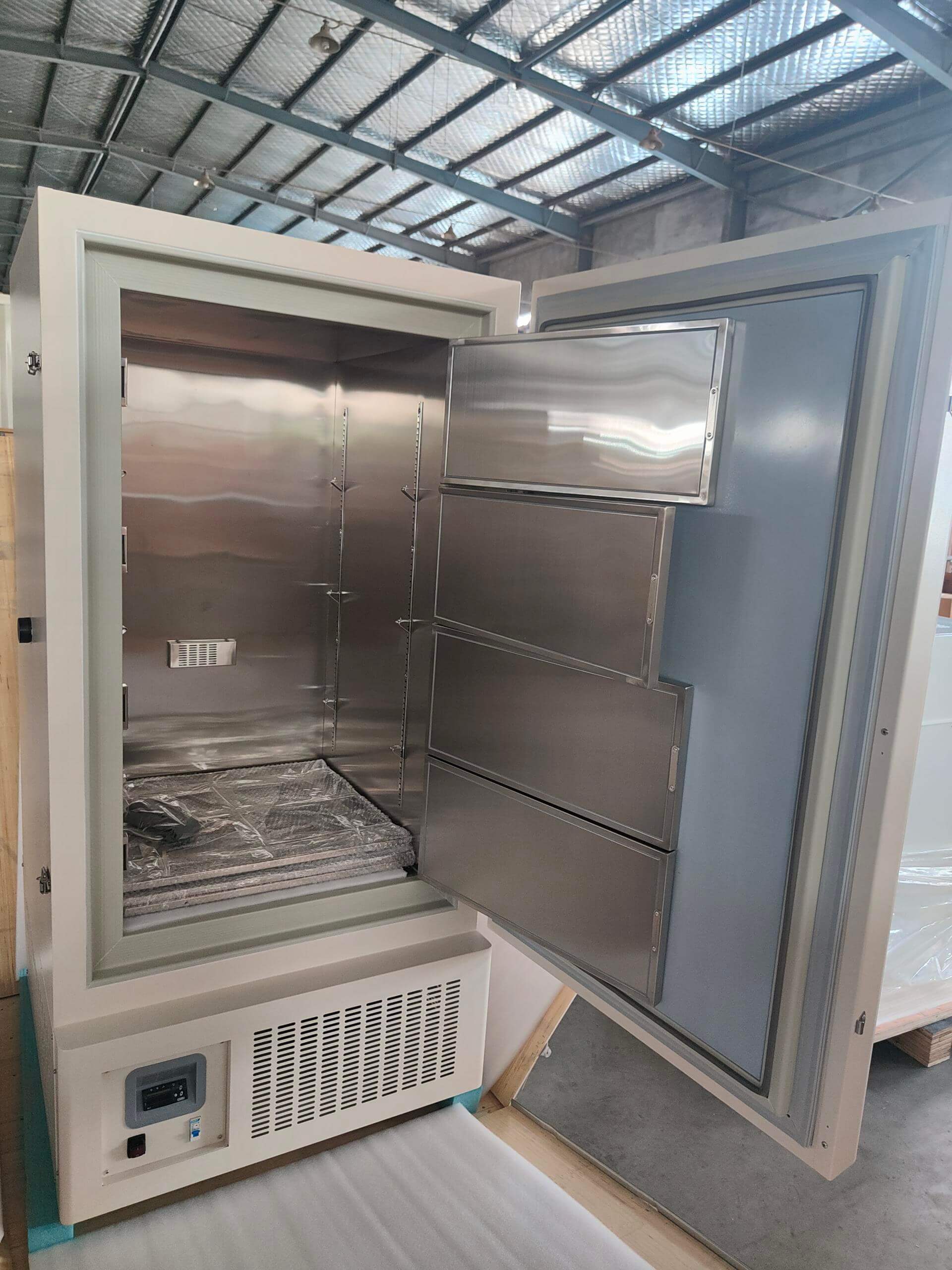 FZ-40V410 (2) Low Temperature Freezer