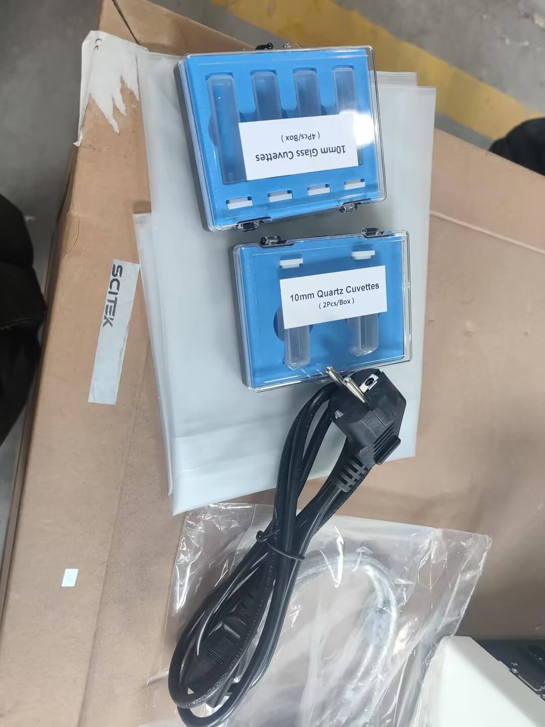 SP-UV5600 (2) SP-UV5600 (2)