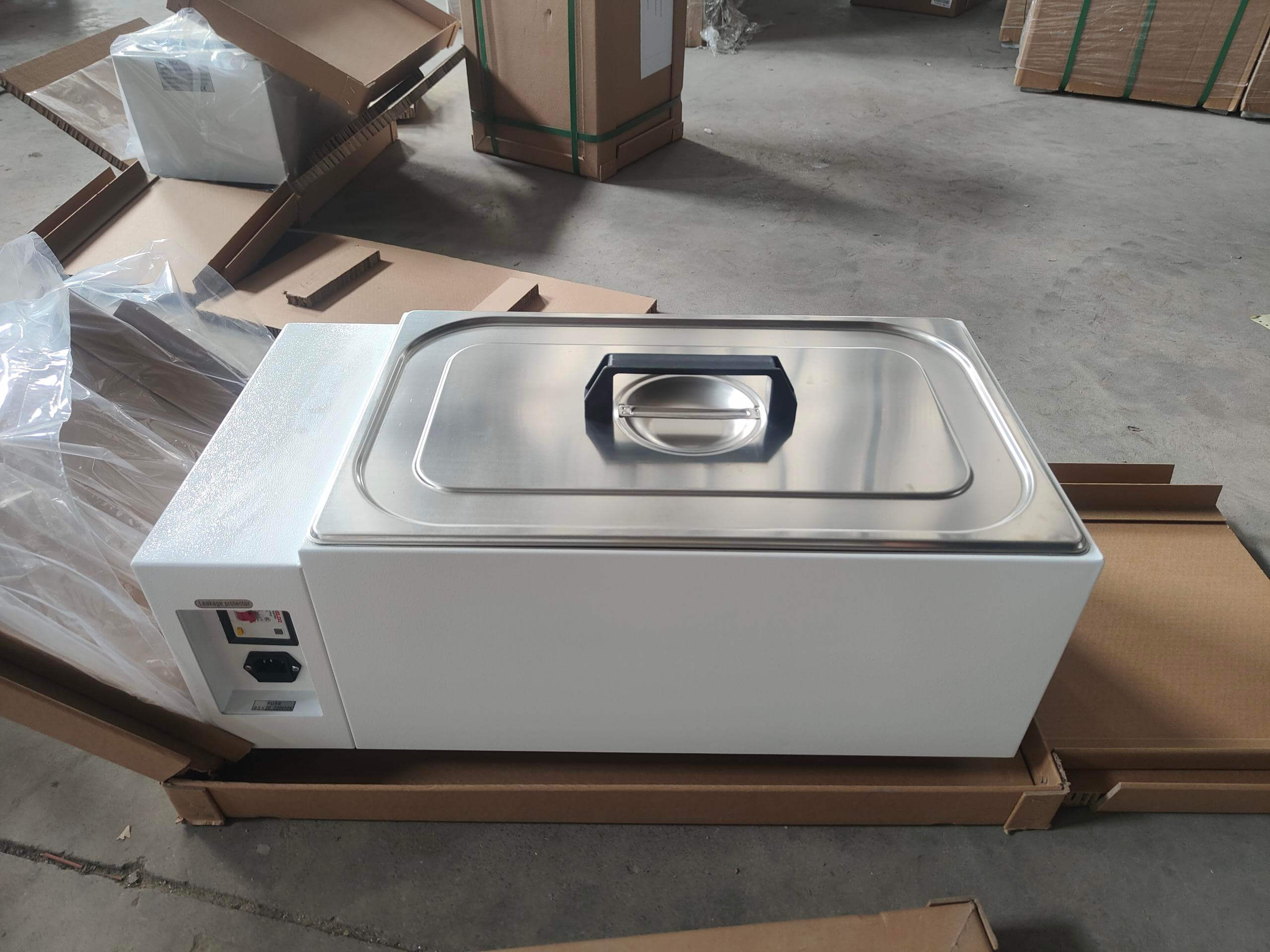 WT-27 (5) Thermostatic Water Tank
