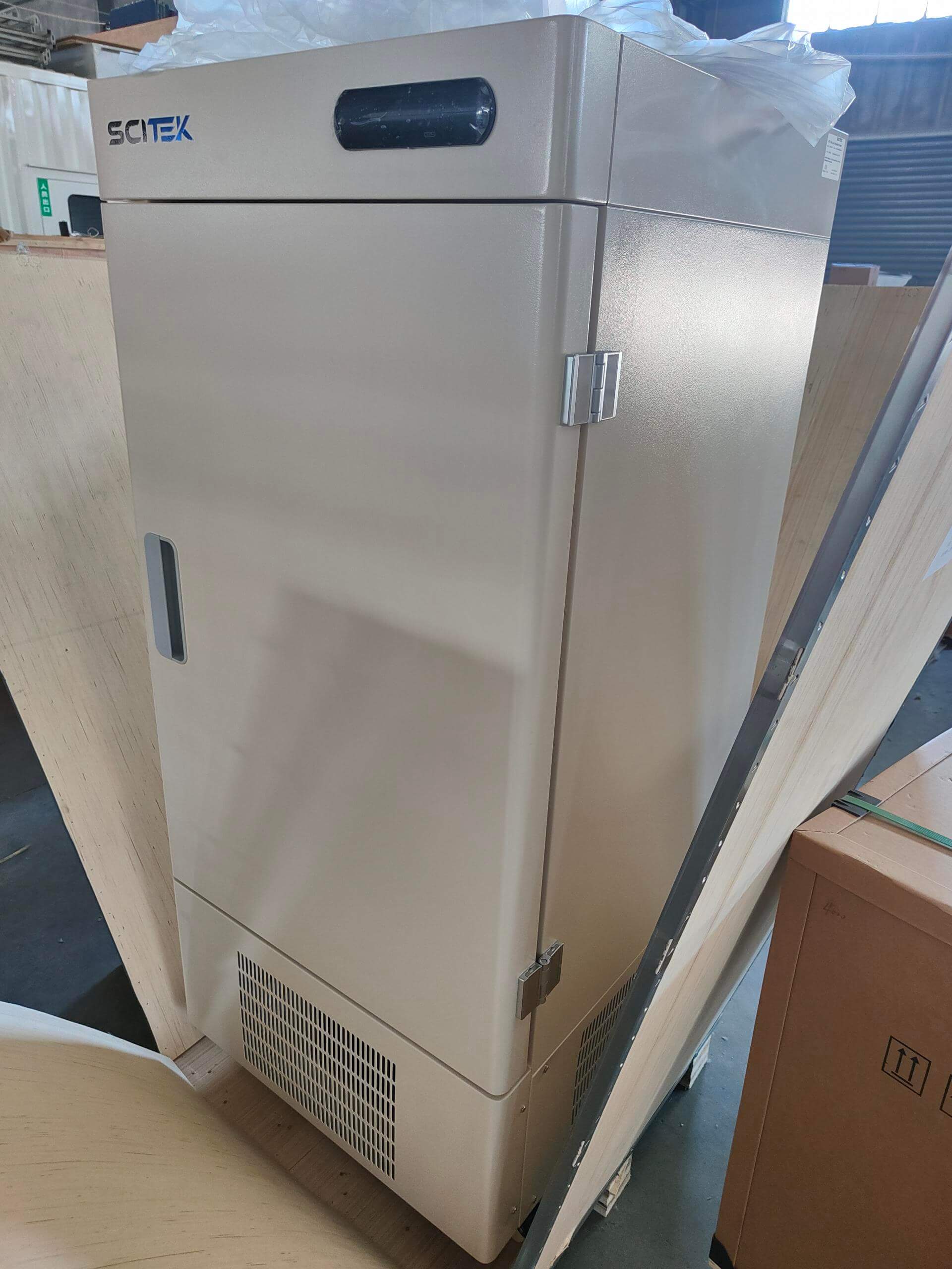 Ultra Low Temperature Freezer