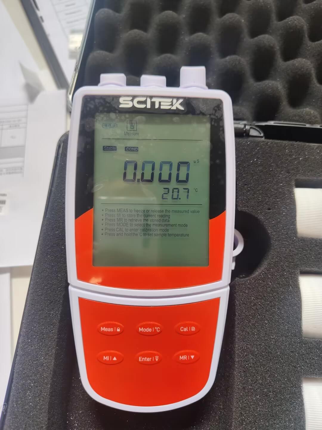 Multiparameter Water Quality Meter