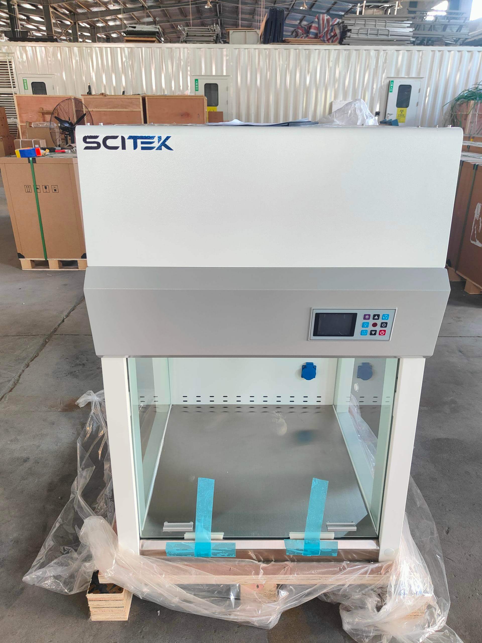 Vertical Laminar Flow Cabinet